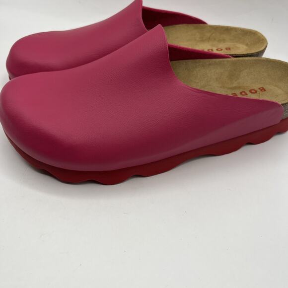 Boden Shoes - BODEN Color Block Red Pink Leather LYLA Slip On Mules Clogs Sz EUR 37 Women’s
